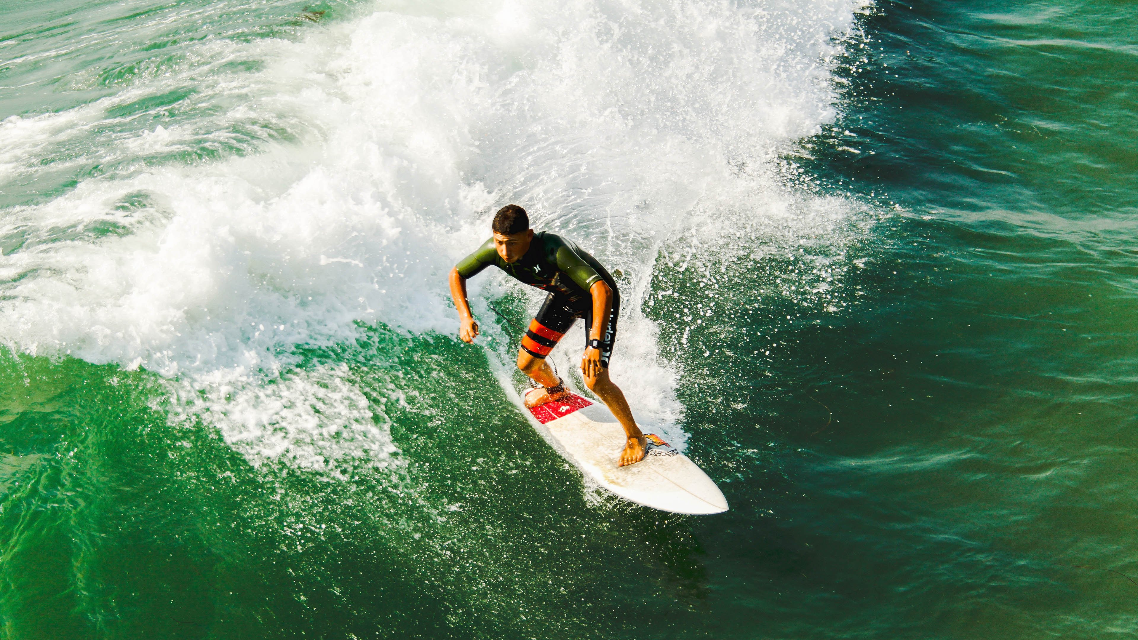 开云-莱比锡红牛球员集体做客肯德基,放松心情迎接比赛,莱比锡红牛换帅